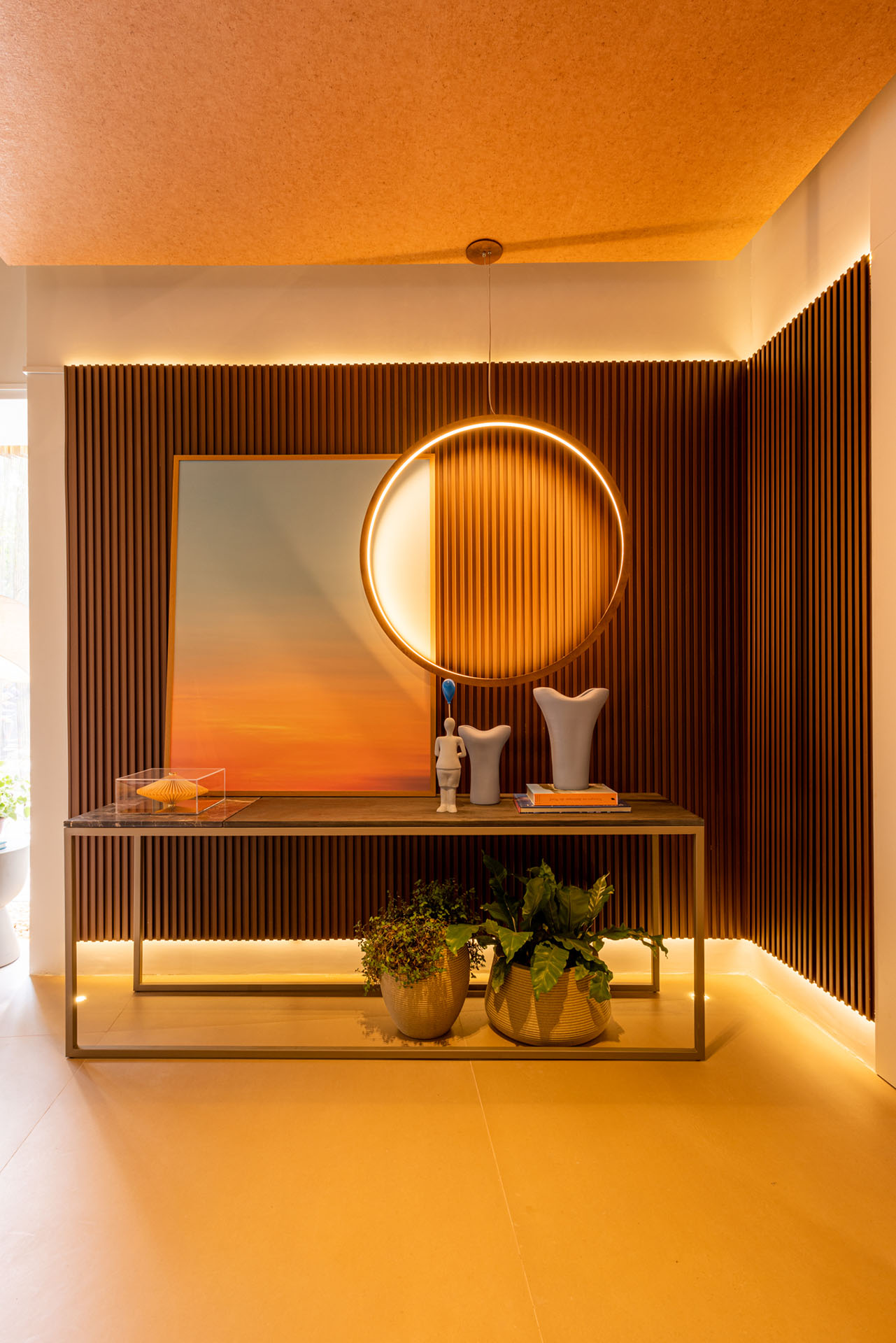 ideias criativas para decorar aparador de sala pequeno