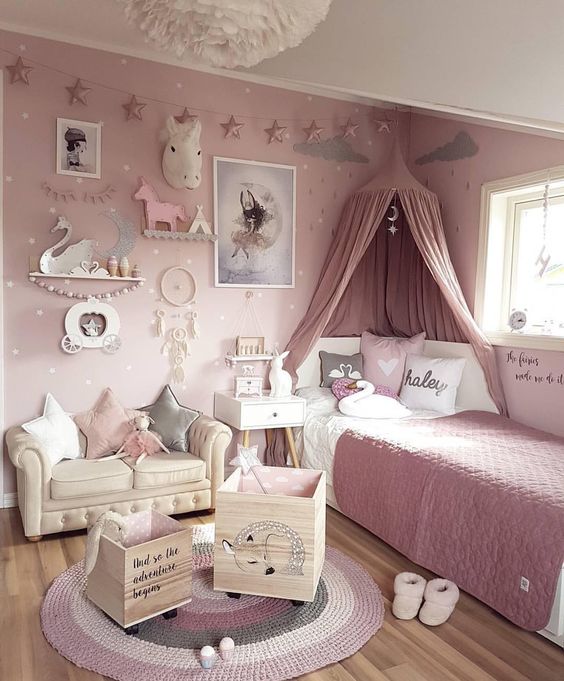 Guia completo dos estilos de decoração de quarto feminino