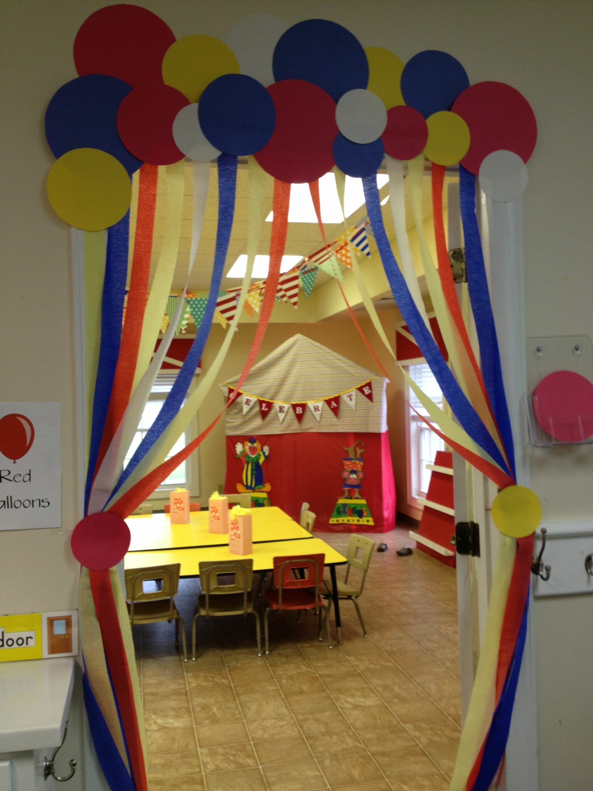ideias criativas decoração sala de aula infantil