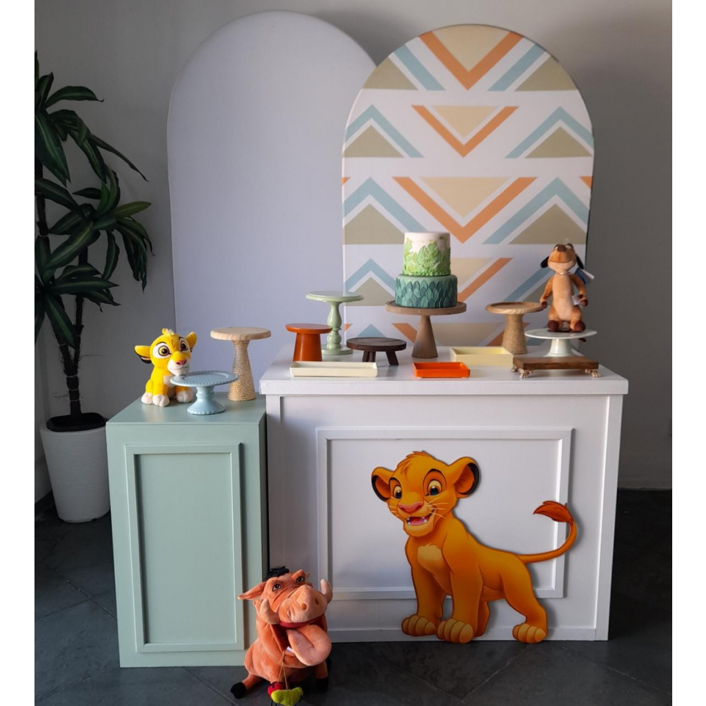 mesa decorada rei leão