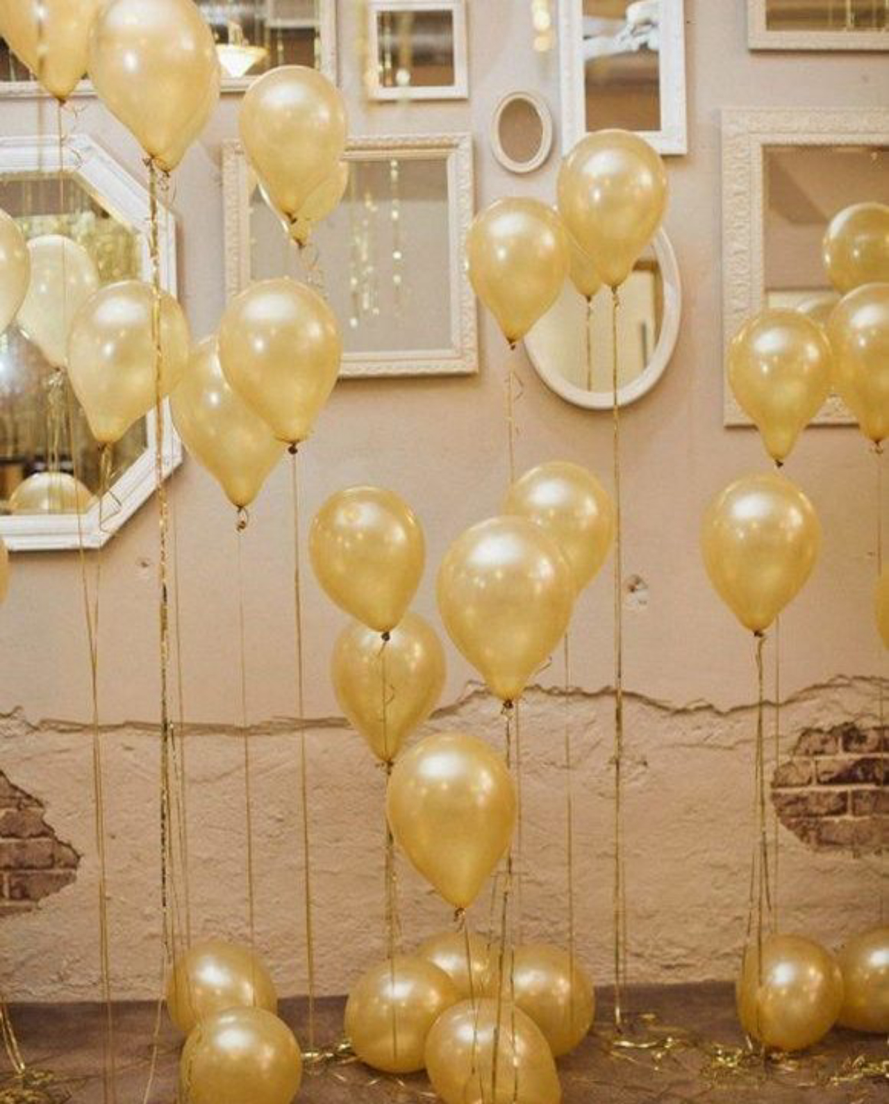 ideias de decoração simples para ano novo com balões