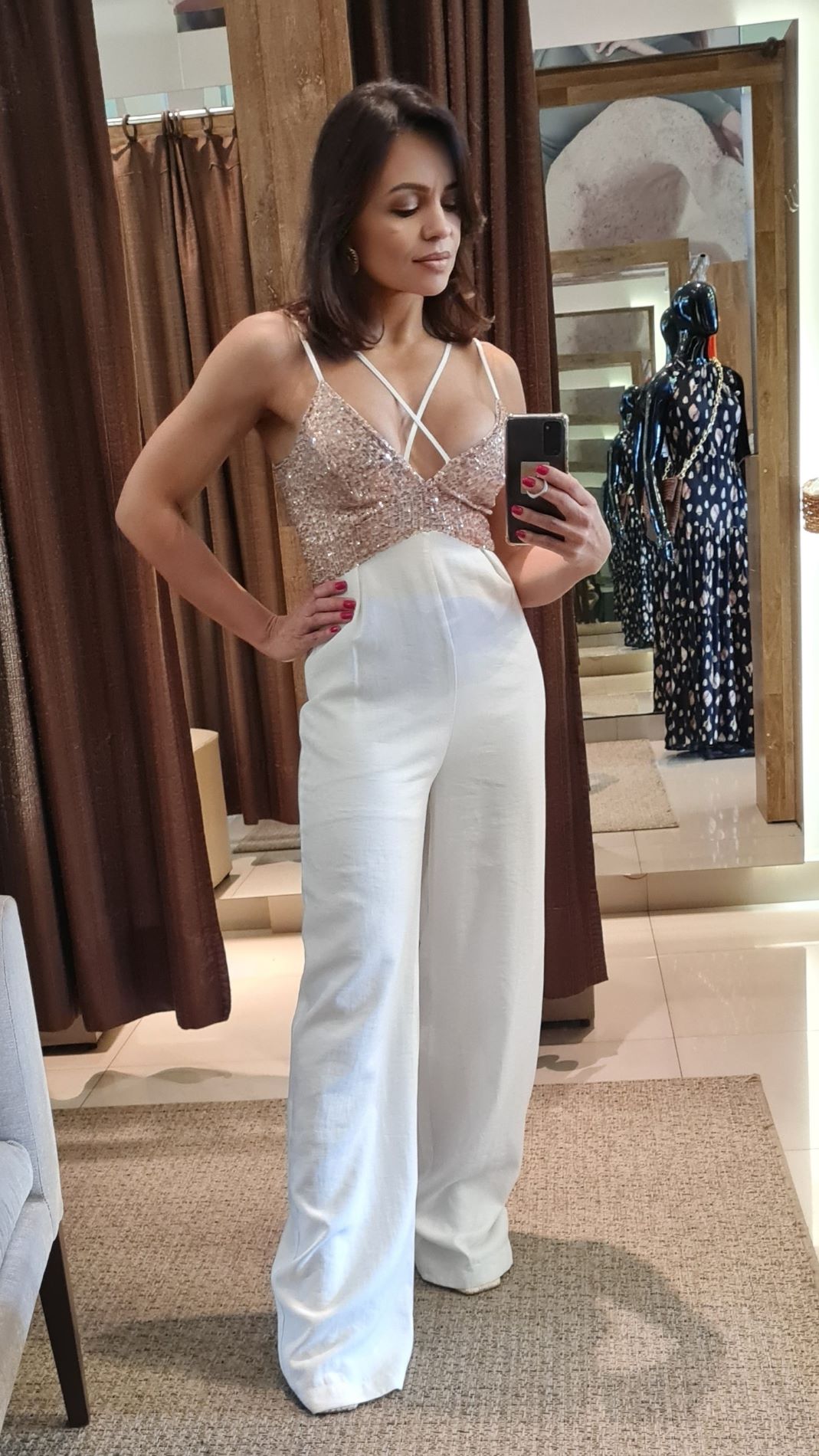 Como usar macacão jeans no dia a dia