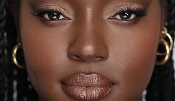 inspiração maquiagem pele negra festa