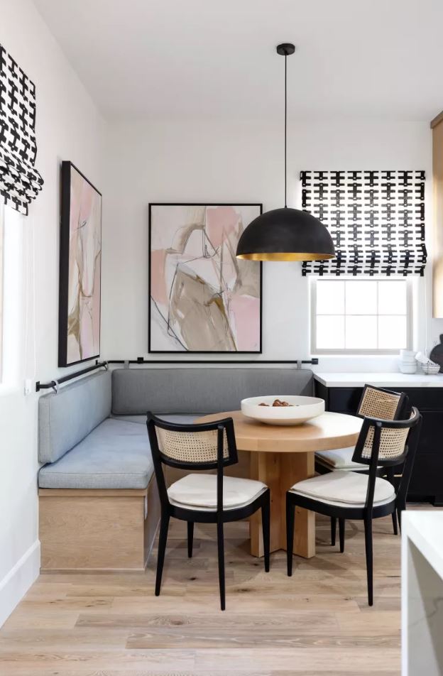 mesa de jantar pequena