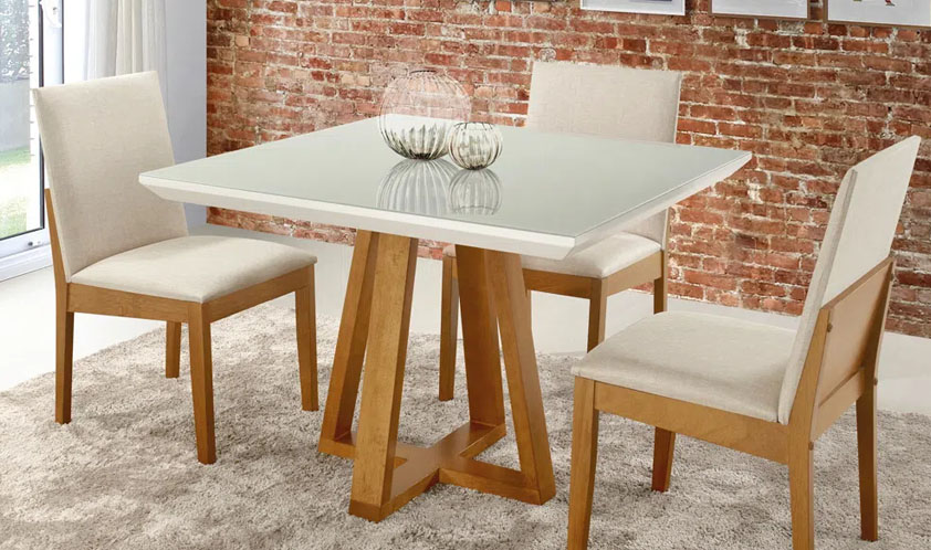 mesa de jantar pequena
