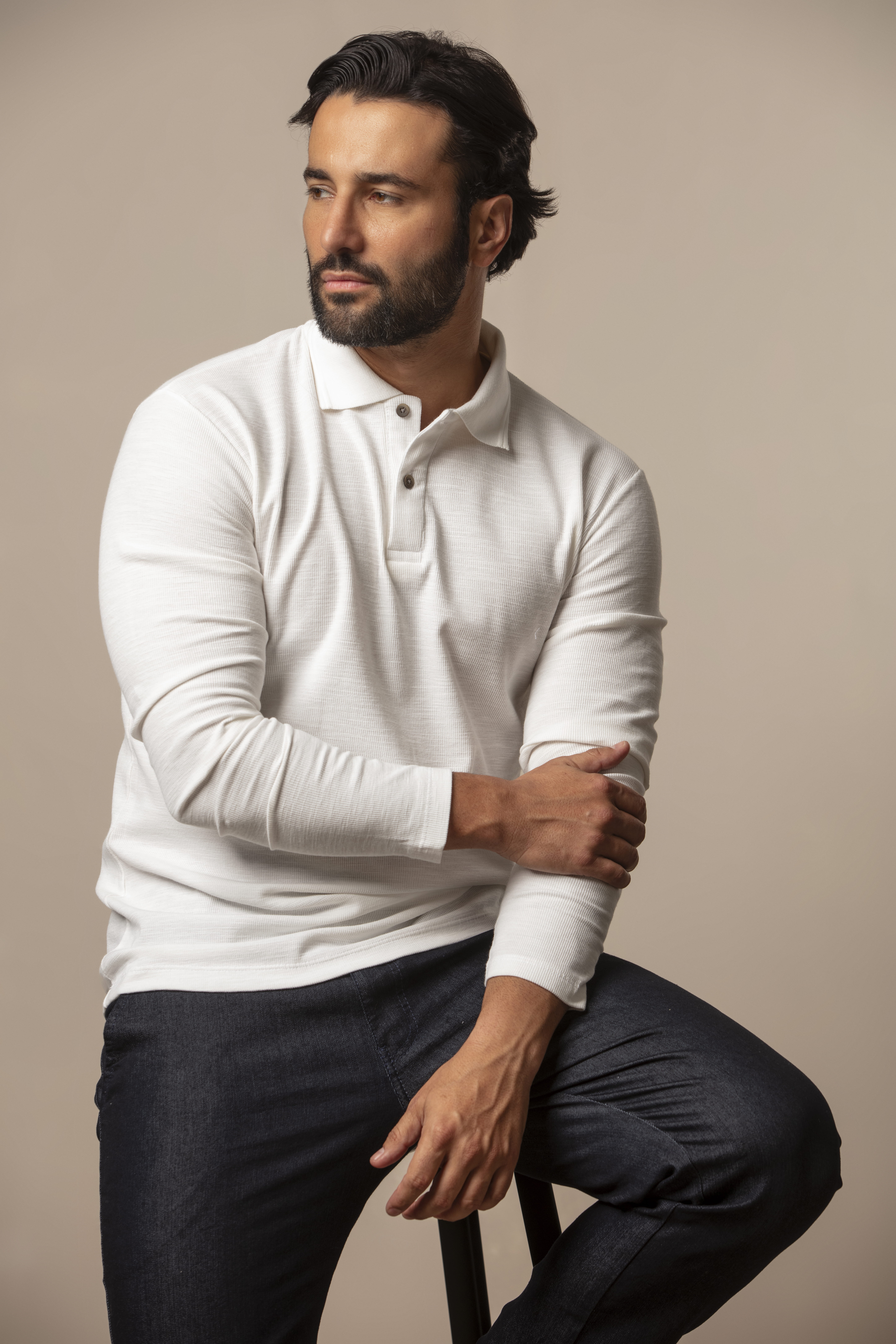 como usar camisa de linho masculina no verão