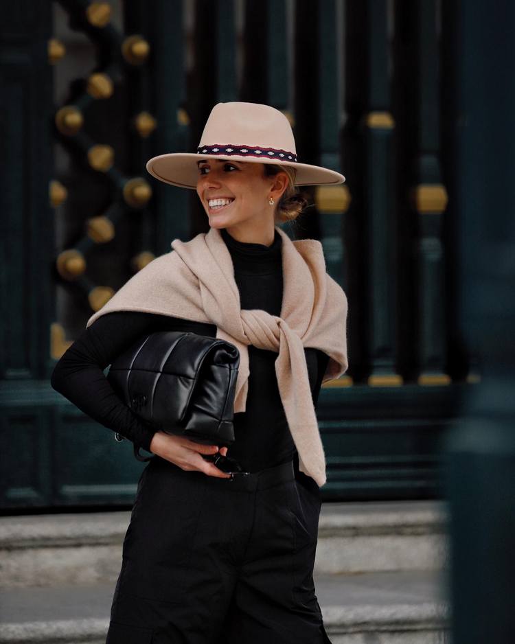 Como usar a tendência de laços para um look romântico no outono