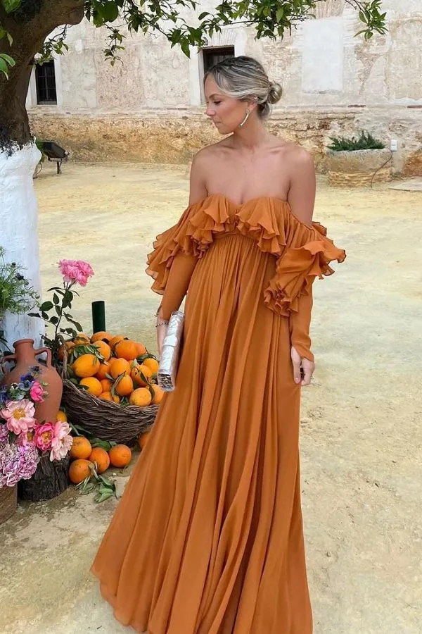 vestido longo ou midi para casamento de dia