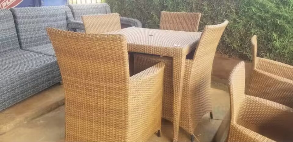 preço médio de conjunto de sofá de vime para área externa
