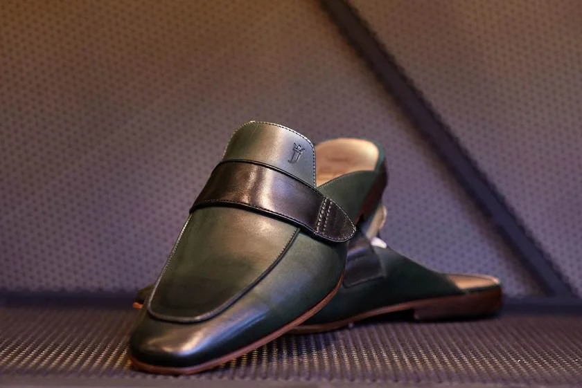 mule masculino de couro legítimo
