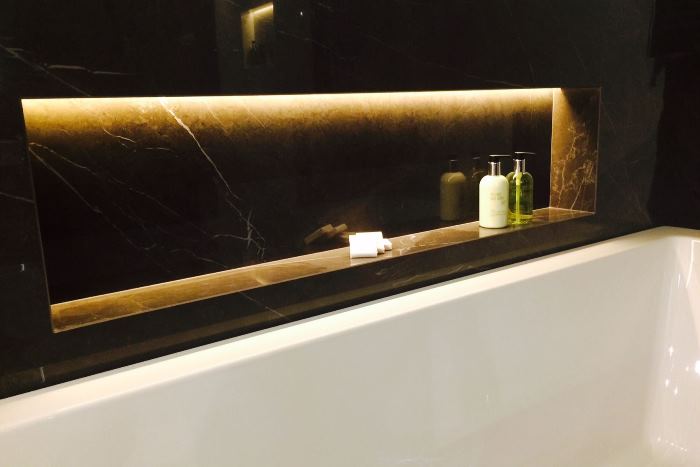 10 Ideias Criativas de Nichos Iluminados para Sala de Estar