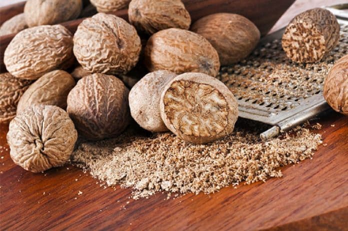 Como o Chá de Noz-Moscada Pode Melhorar Seu Sono