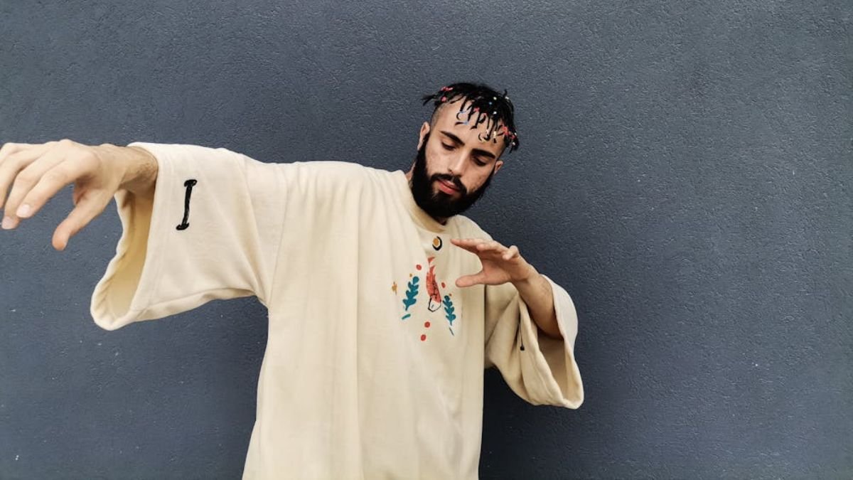 looks com camiseta oversized masculina