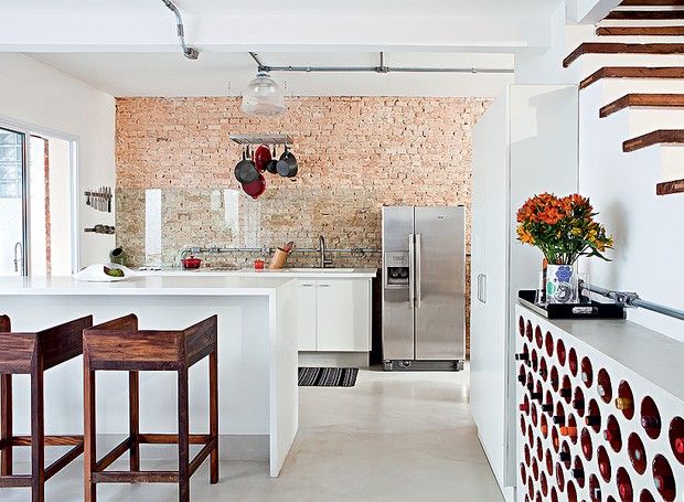 parede de tijolinho cerâmico vs tijolo aparente real