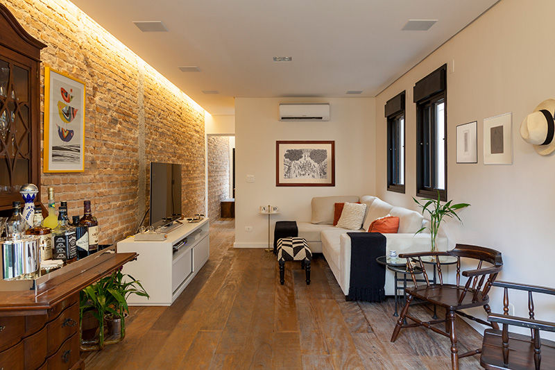 parede de tijolinho cerâmico vs tijolo aparente real