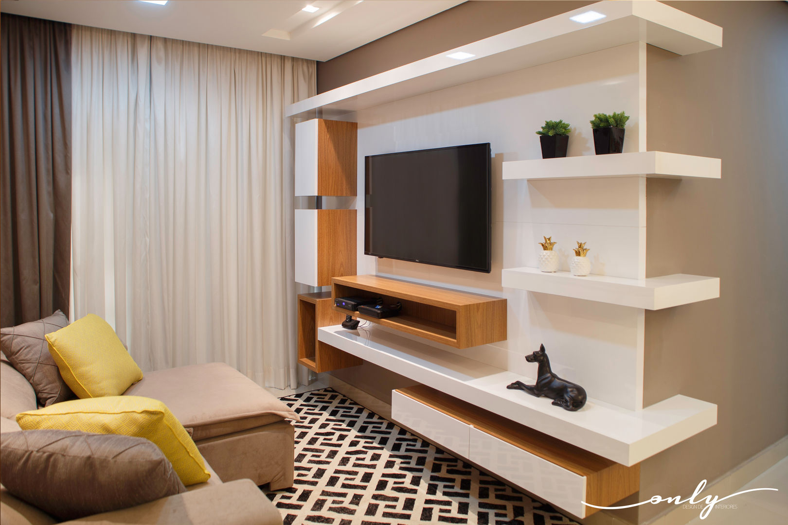 erros comuns ao instalar tv na parede sem painel