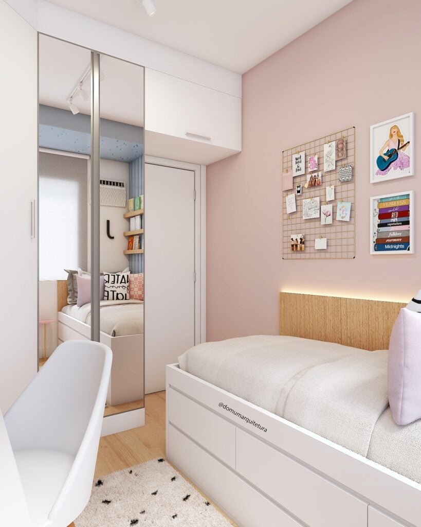quarto de solteiro pequeno
