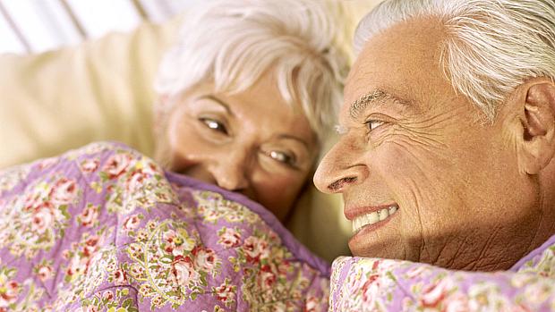 A Importância da Comunicação no Sexo para Casais Idosos