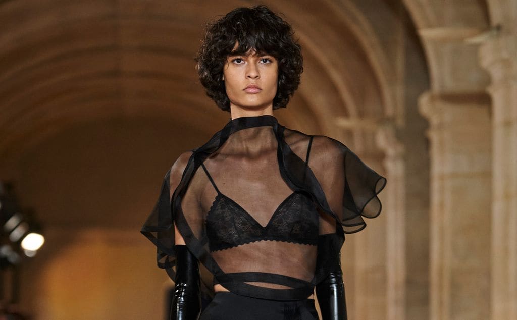 transparência na moda