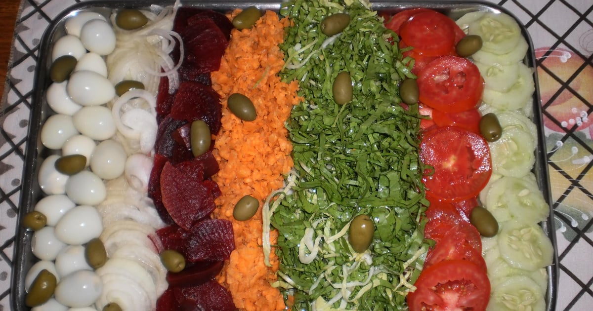 enfeitar salada para churrasco