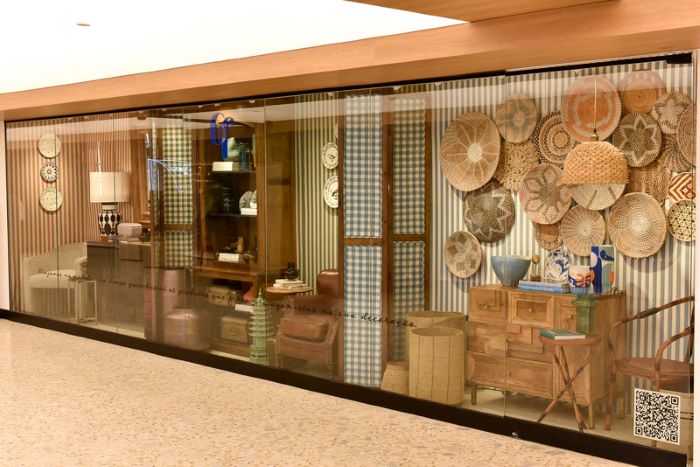 como decorar vitrine de loja