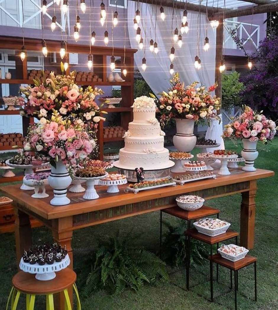 decoração de mesa de casamento rústico