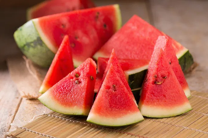 frutas ricas em água