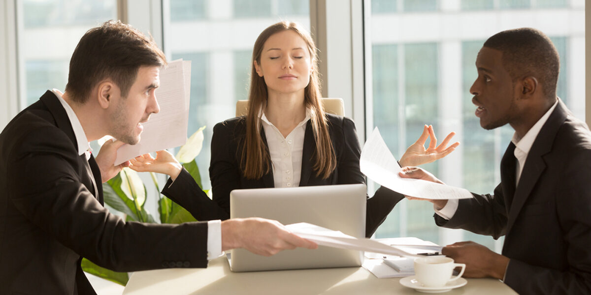 reduzir estresse no trabalho com meditação