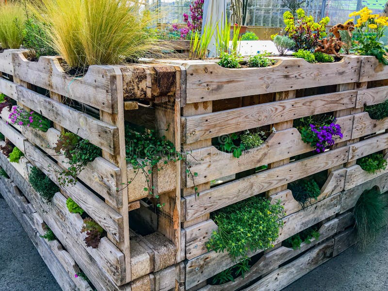 jardim suspenso com pallet