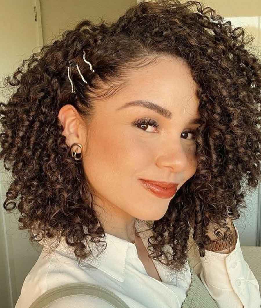 trança em cabelo cacheado